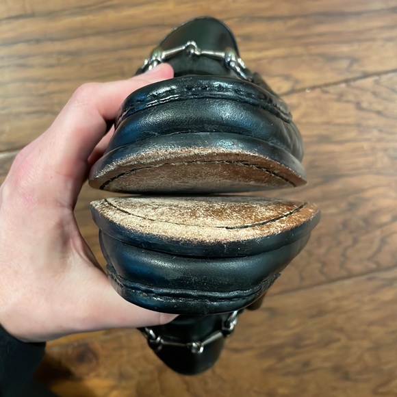 Gucci horsebit loafers authentic Italian leather. Size 8D - Picture 6 of 6